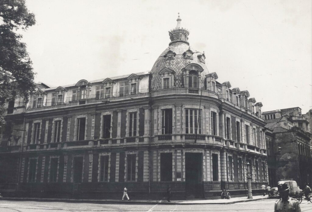 Palácio universitário. Foto preto e branco cerca de 1960.